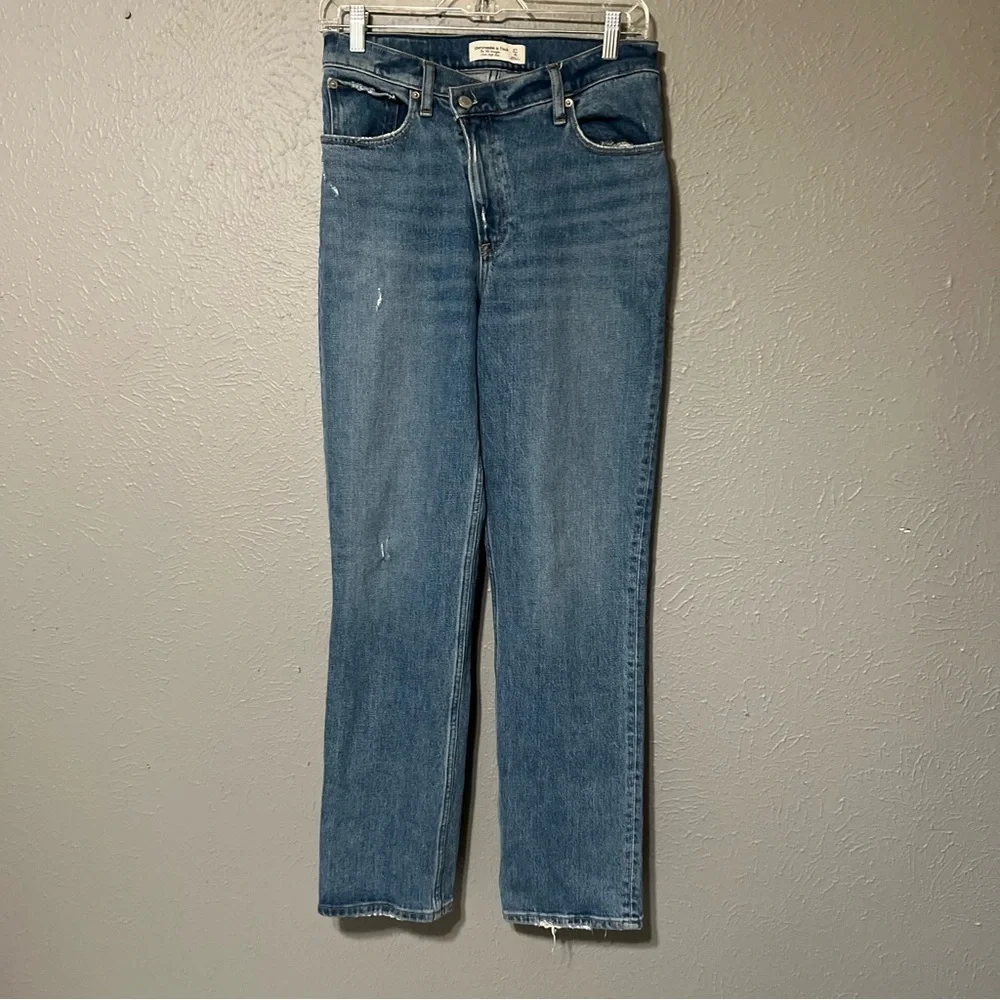 Abercrombie‎ 90s Straight Ultra High Rise Jeans size 27 Distressed Hem crossover